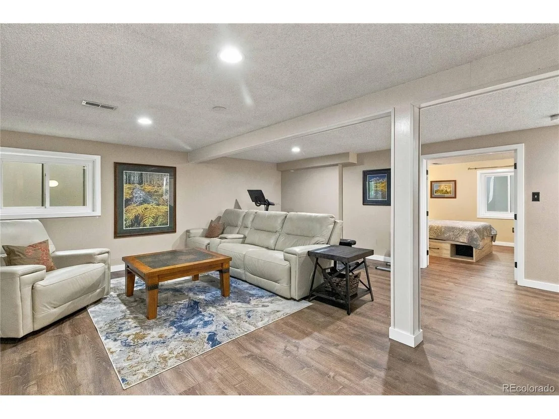 Photo of 24 Mesa Oak