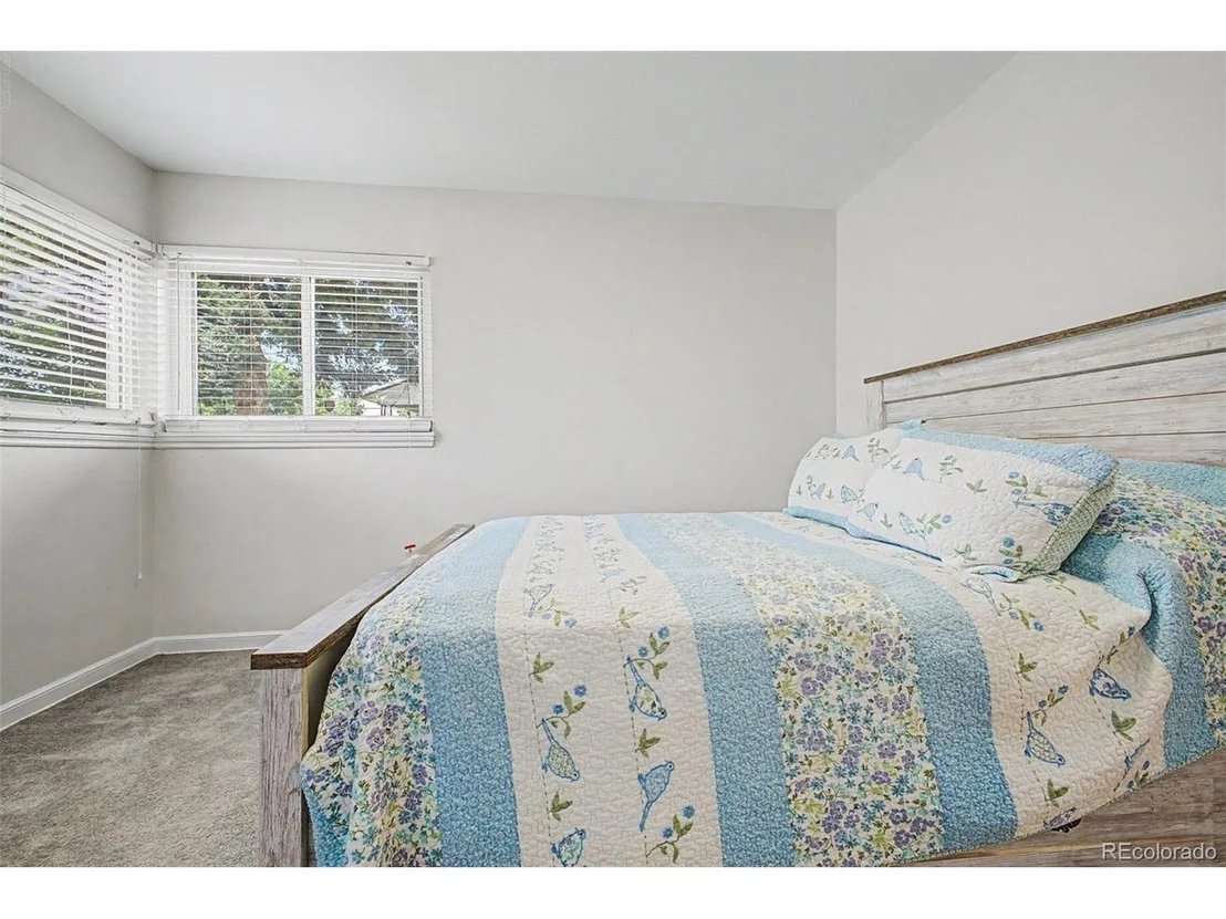 Photo of 1156 Lansing St