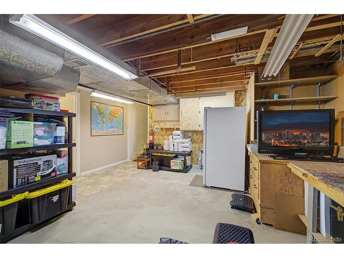 Photo of 8039 Marshall Cir
