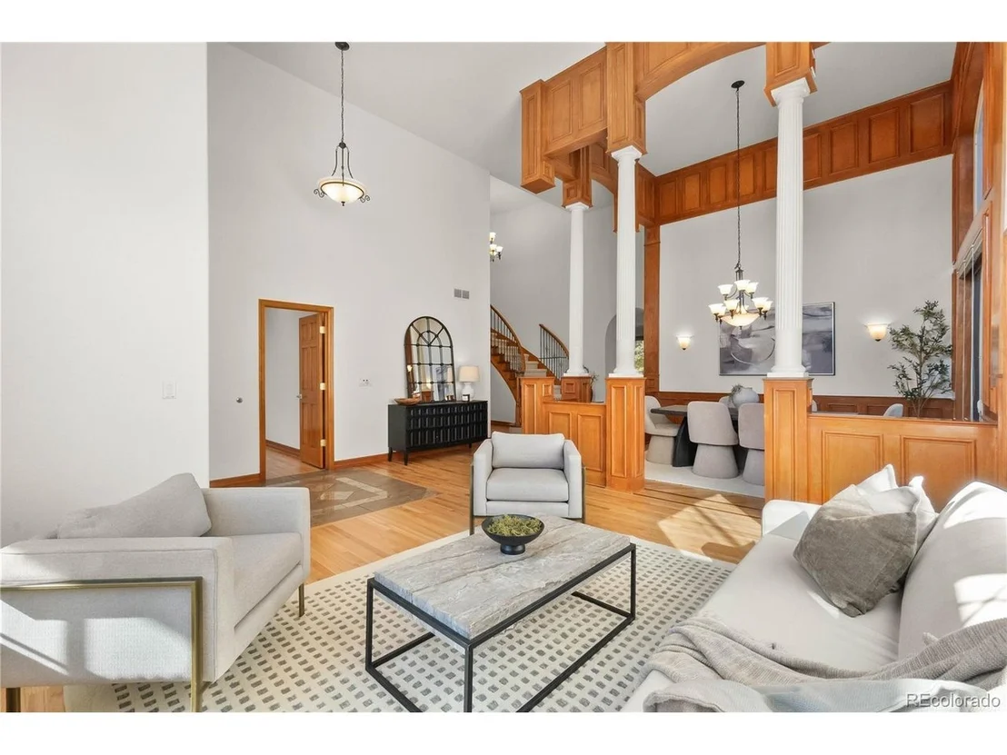 Photo of 5129 Shade Tree Ln