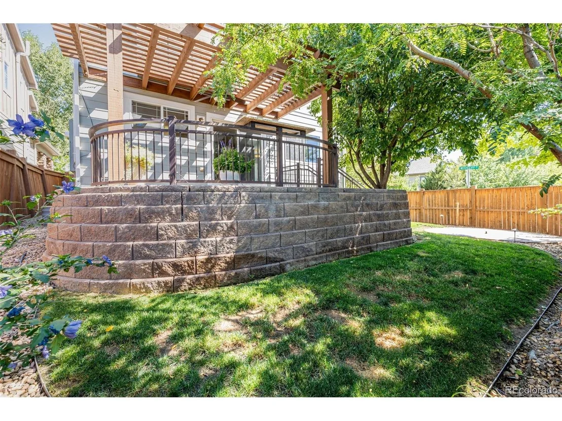 Photo of 609 Westcliff Dr