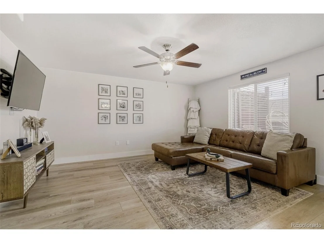 Photo of 2475 Likens Dr