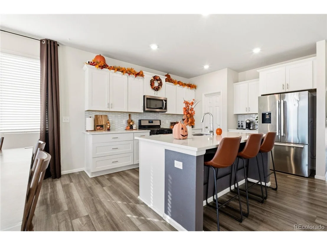 Photo of 2814 Black Hawk Pl
