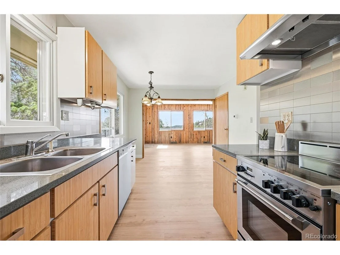 Photo of 10568 Walters Cir