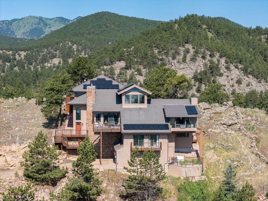 Photo of 6183 Red Hill Rd