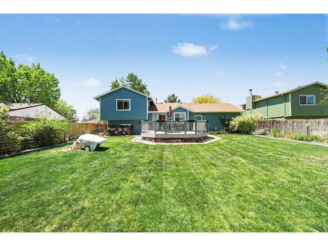 Photo of 1404 Willow Dr