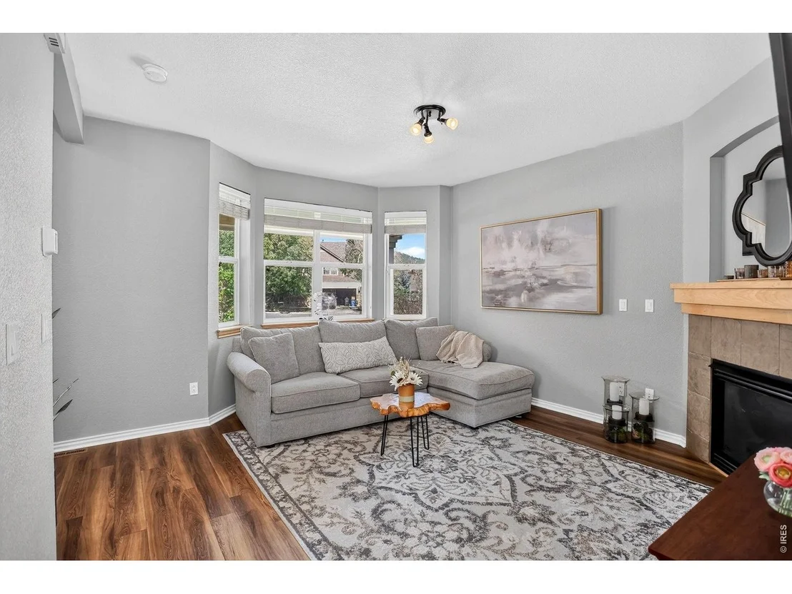 Photo of 103 Bohn Ct
