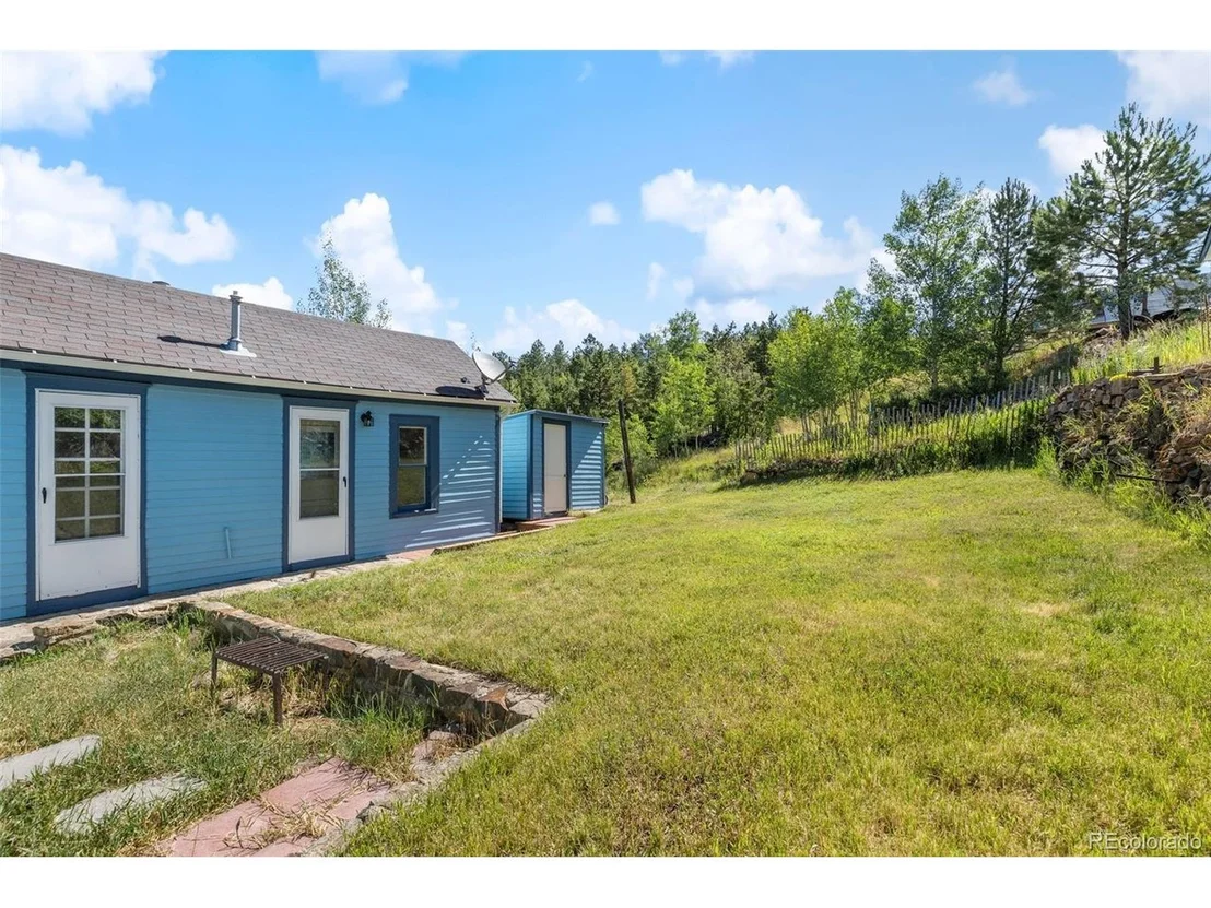 Photo of 350 Spring St