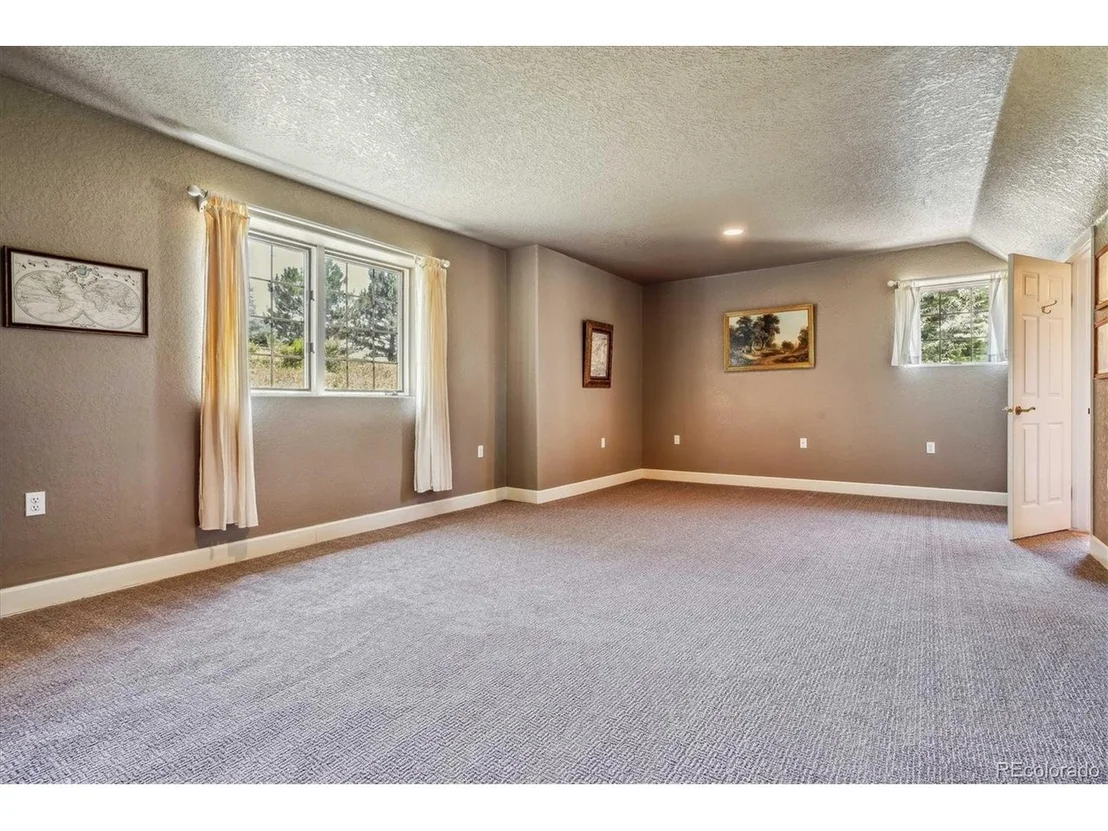 Photo of 9983 Heather Dr