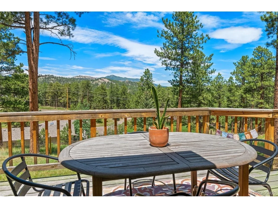 Photo of 5597 Lee Dr