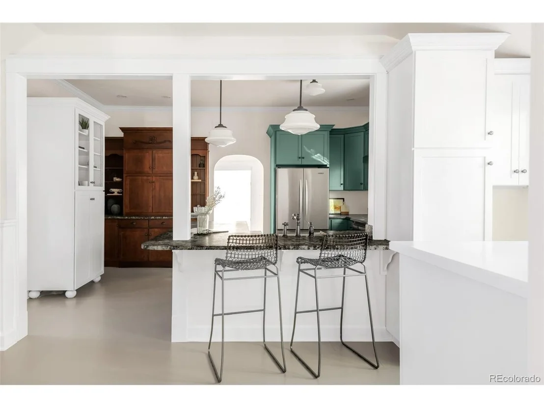 Photo of 539 Baker St