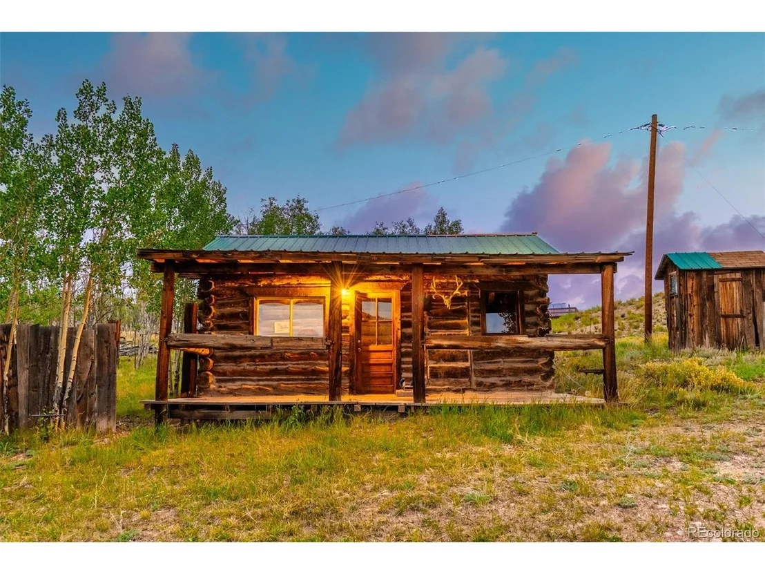 Photo of 395 Georgia Dr