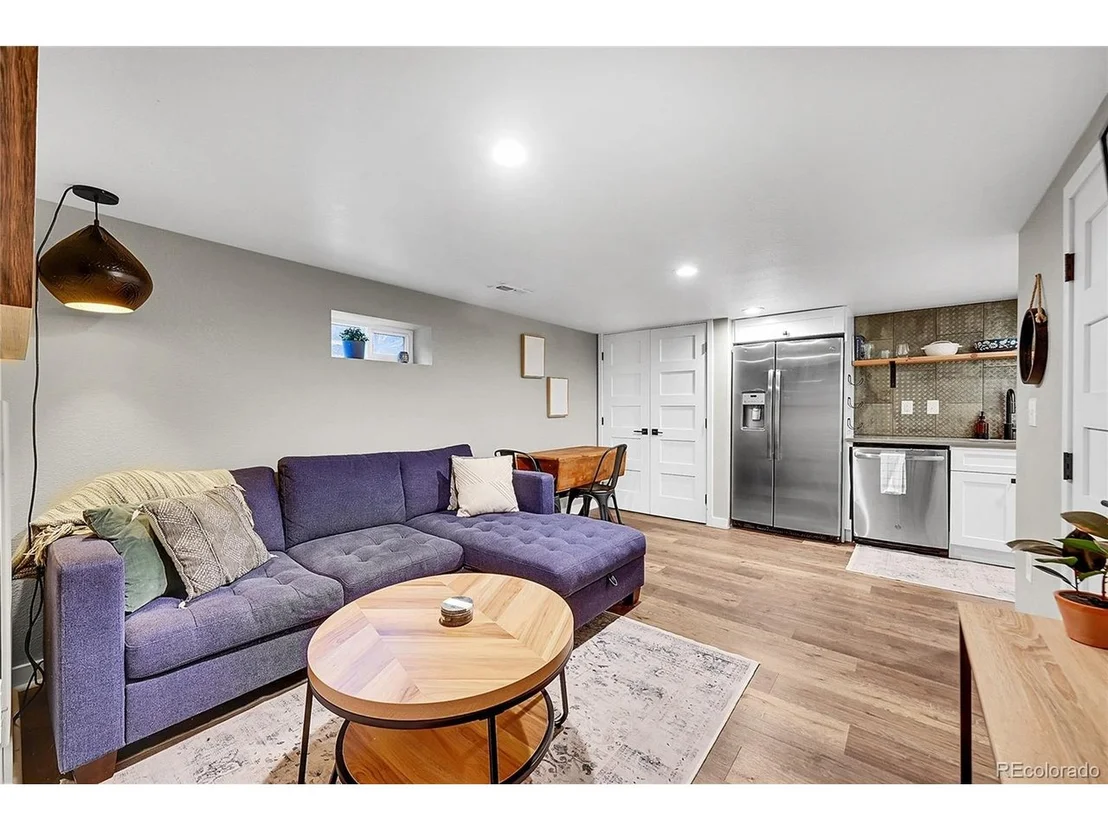 Photo of 2936 Sheridan Blvd