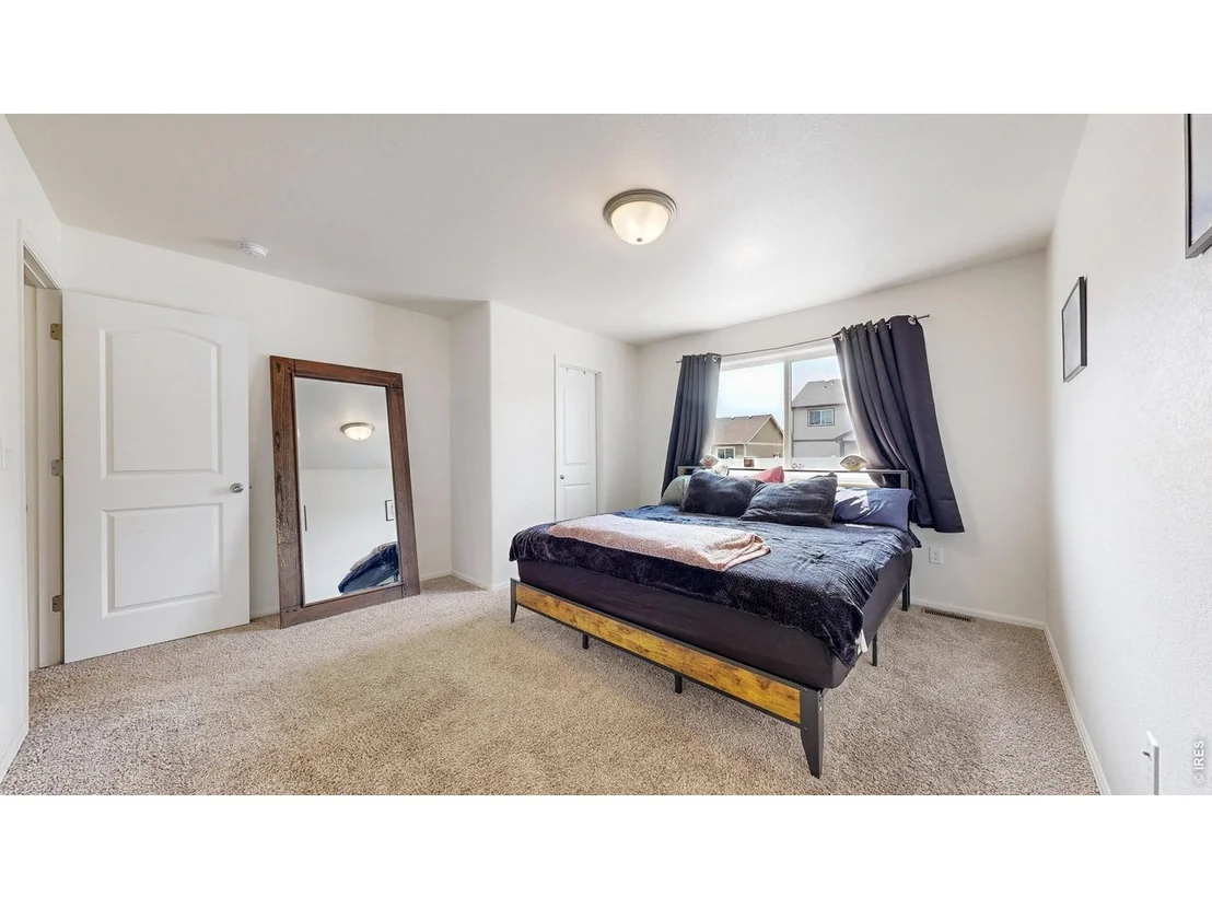 Photo of 1613 104th Ave