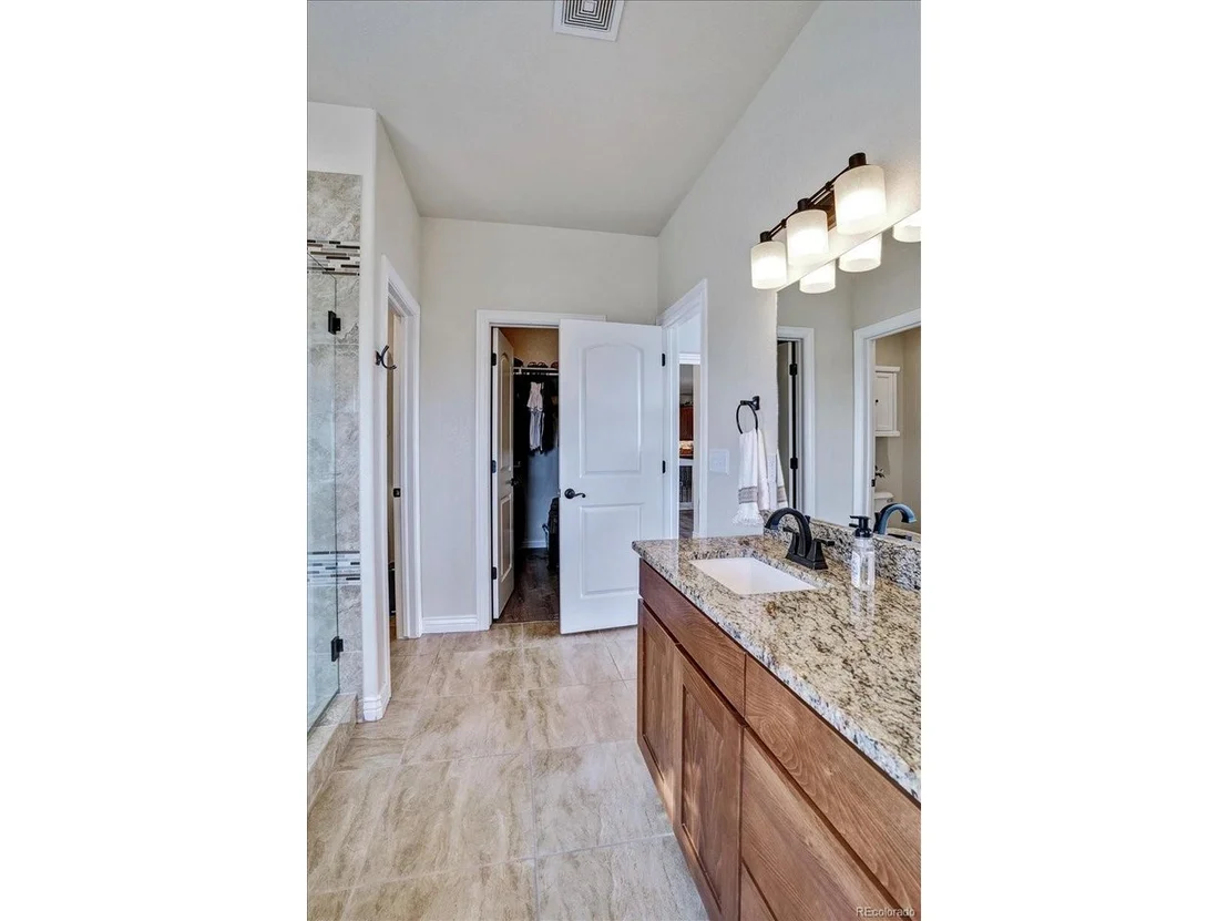 Photo of 13990 Long View Cir