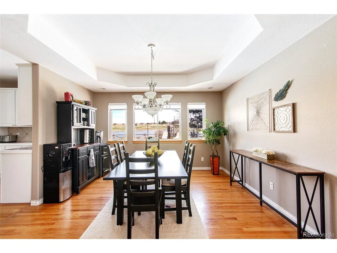 Photo of 1127 Wyndemere Cir