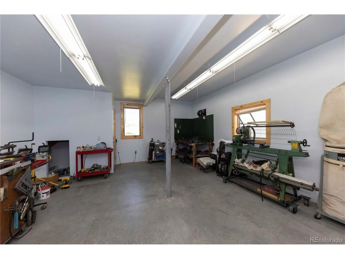 Photo of 918 Lindstrom Rd