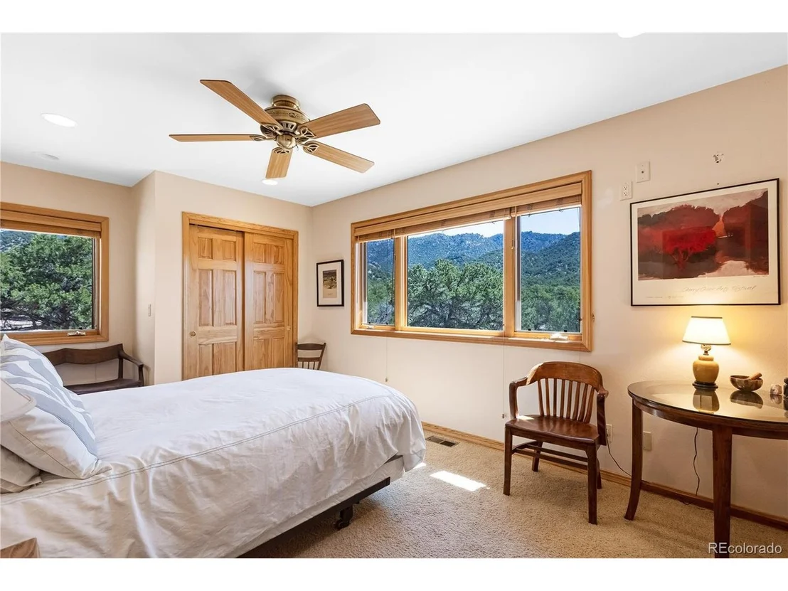 Photo of 1135 Ogden Loop