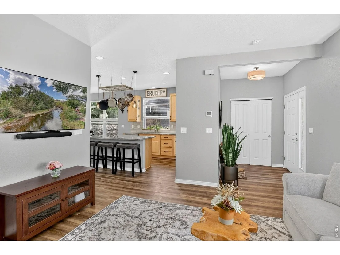 Photo of 103 Bohn Ct