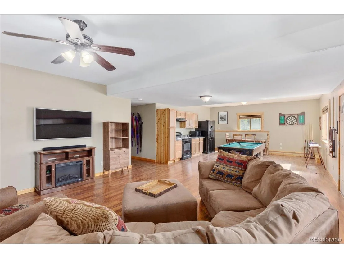 Photo of 217 Peak View Dr