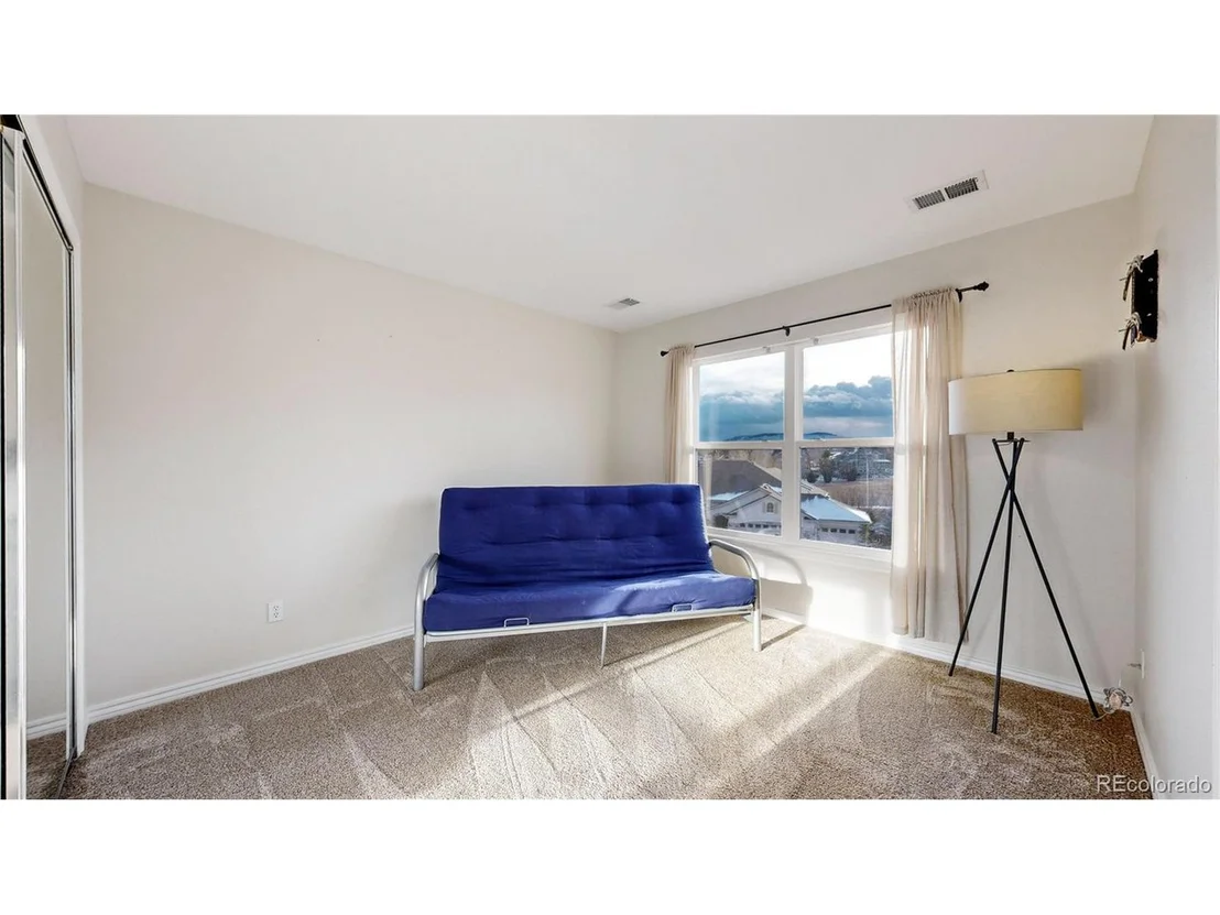 Photo of 15548 W 75th Pl