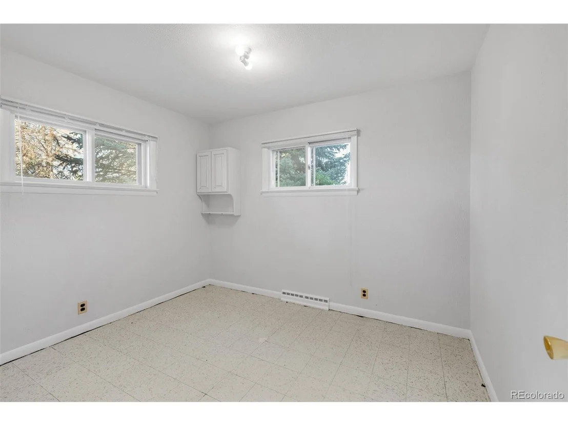 Photo of 1190 5th Ave