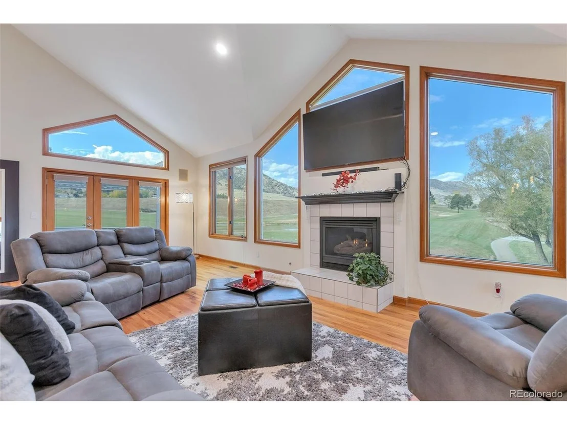 Photo of 5203 Golf Course Dr