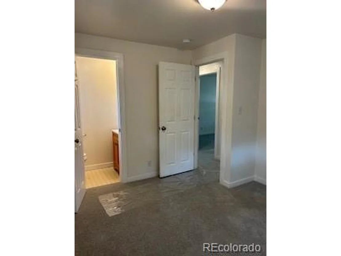 Photo of 3090 Aurora Ave
