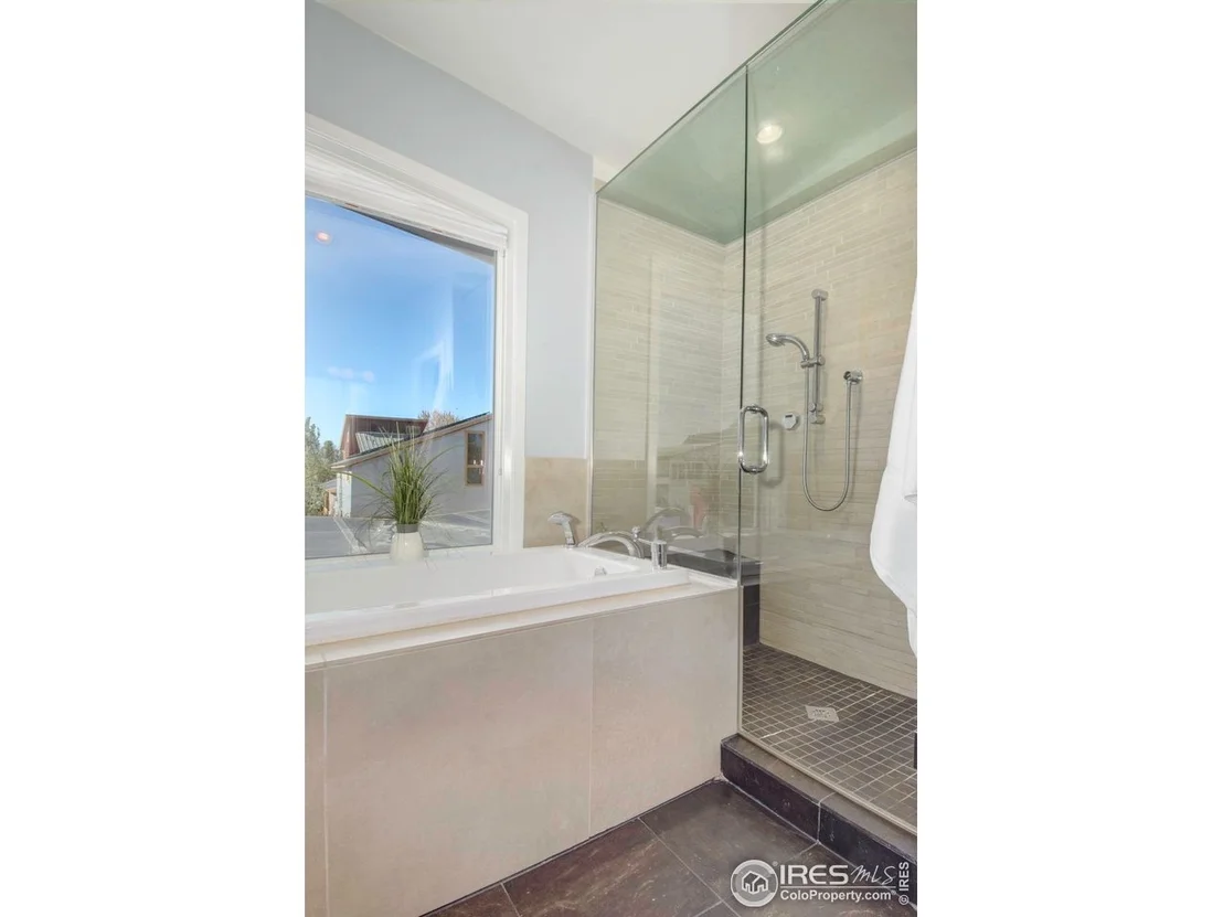 Photo of 1025 Neon Forest Cir