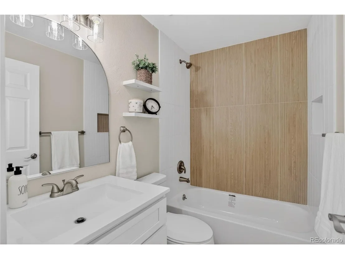 Photo of 8396 Wheatgrass Cir