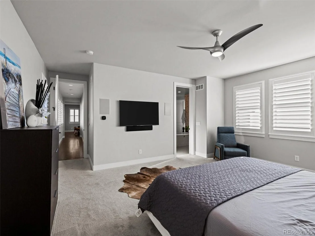 Photo of 9487 Winding Hill Way