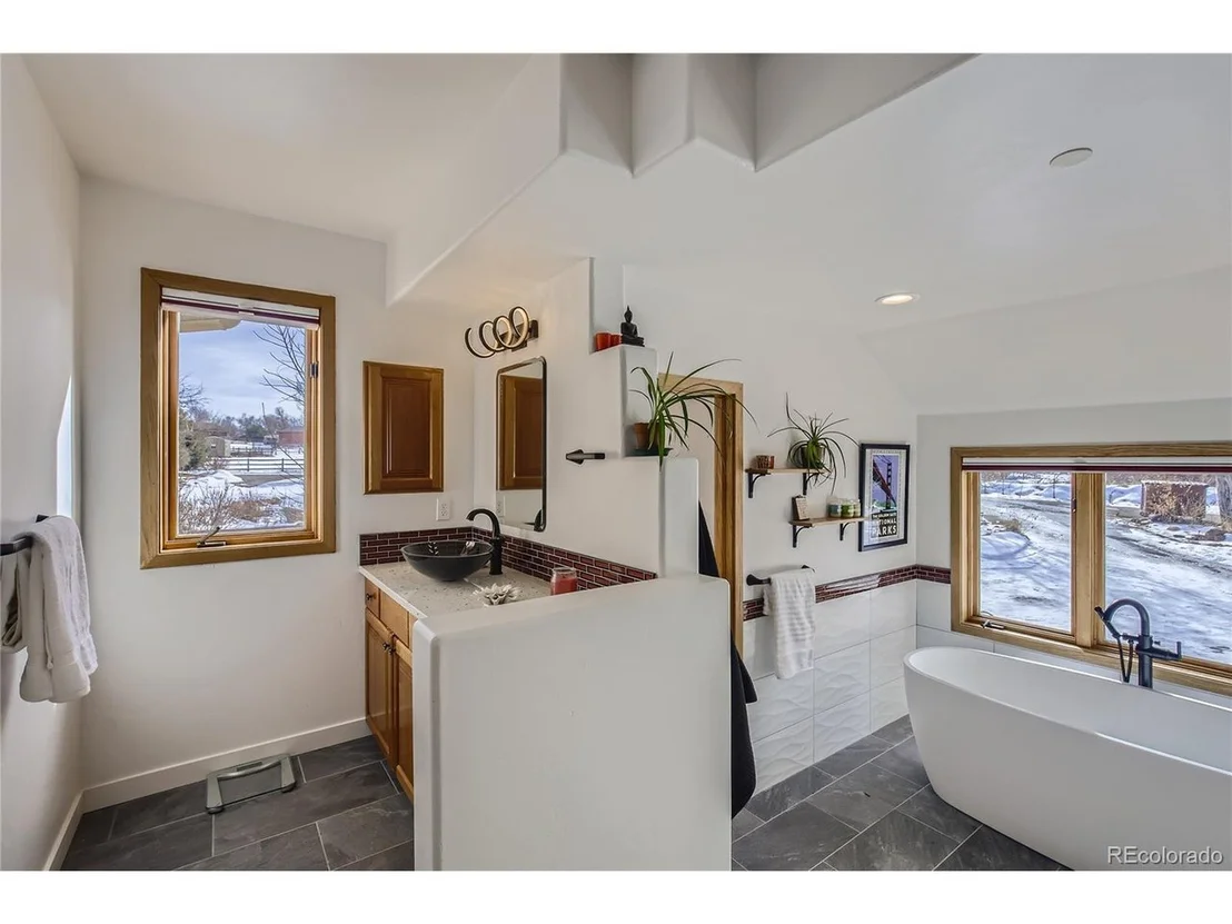 Photo of 7578 Crestview Dr