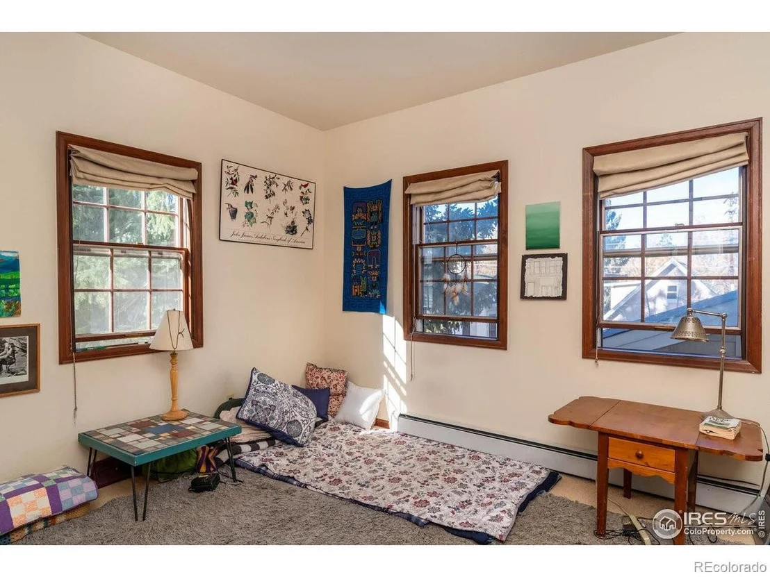 Photo of 769 University Ave