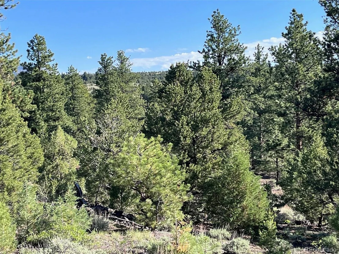 Photo of 14807 Quartz Cir