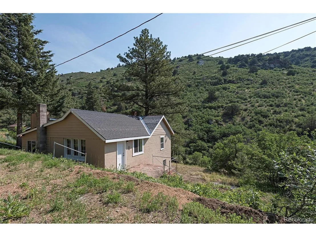 Photo of 2177 Hidden Valley Rd