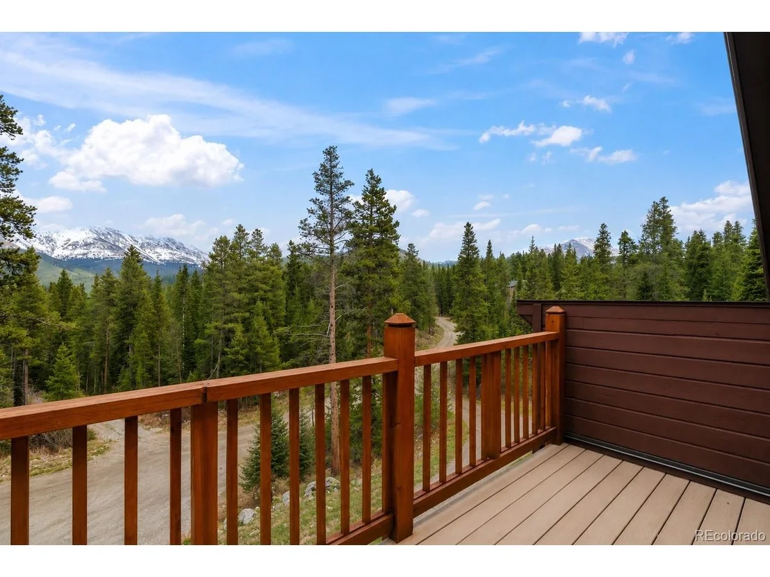 Photo of 54 Lakeview Dr