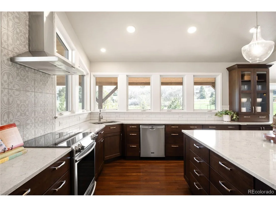 Photo of 6491 Crestbrook Dr