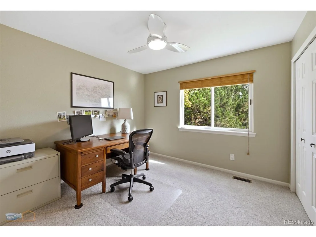 Photo of 592 Spruce Cir