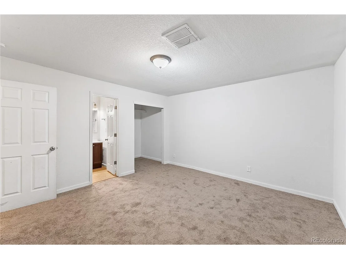 Photo of 9350 Hoffman Way