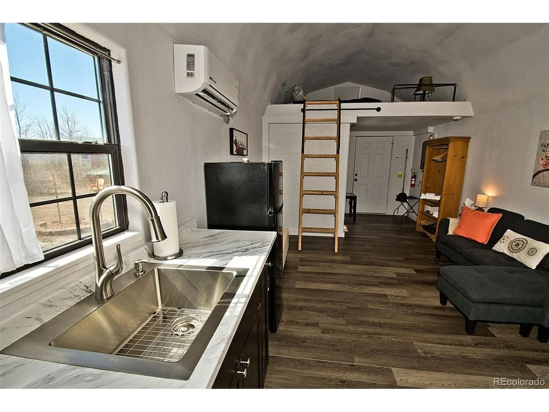 Photo of 27378 Red Cloud Ave