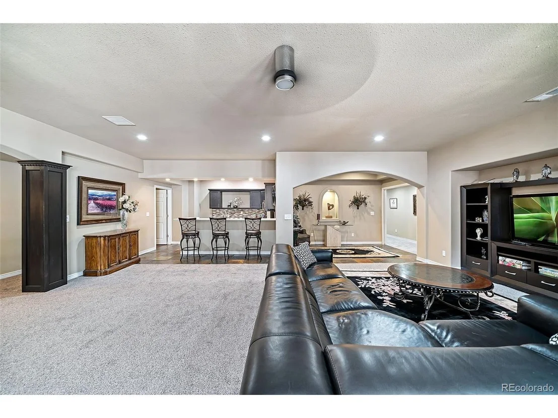 Photo of 1399 Gore Cir