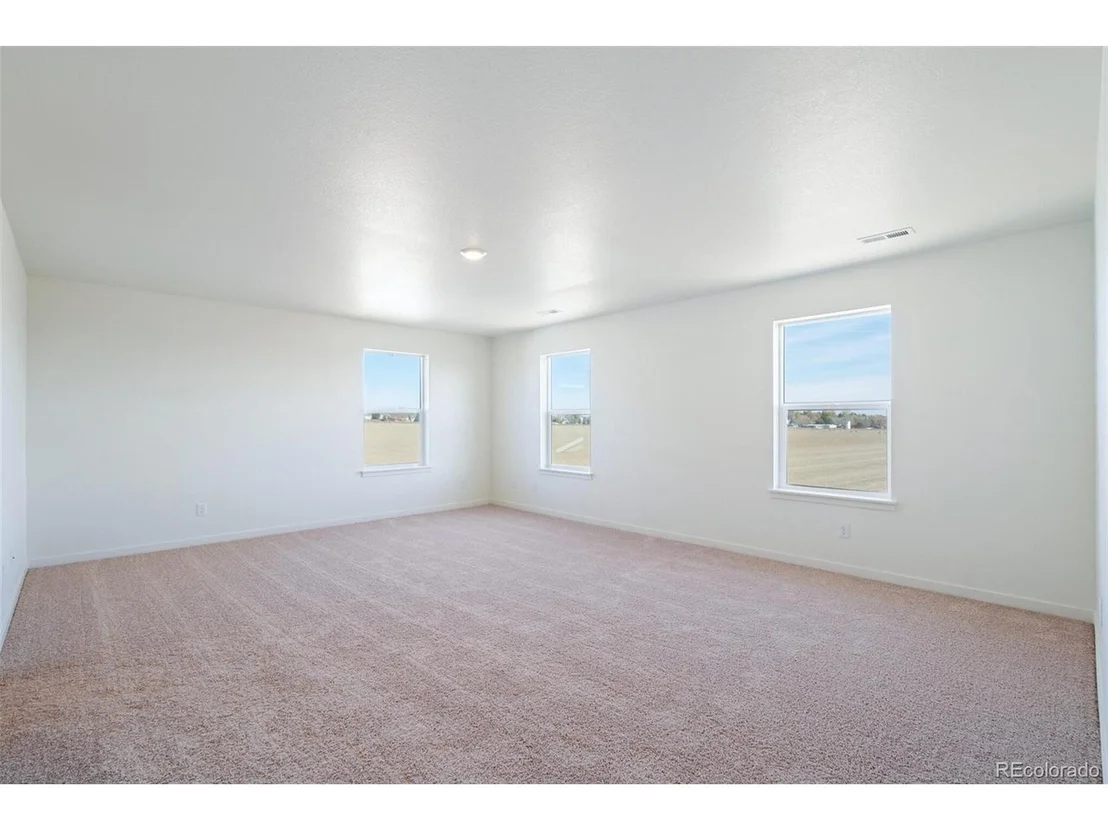 Photo of 6069 Holstein Dr