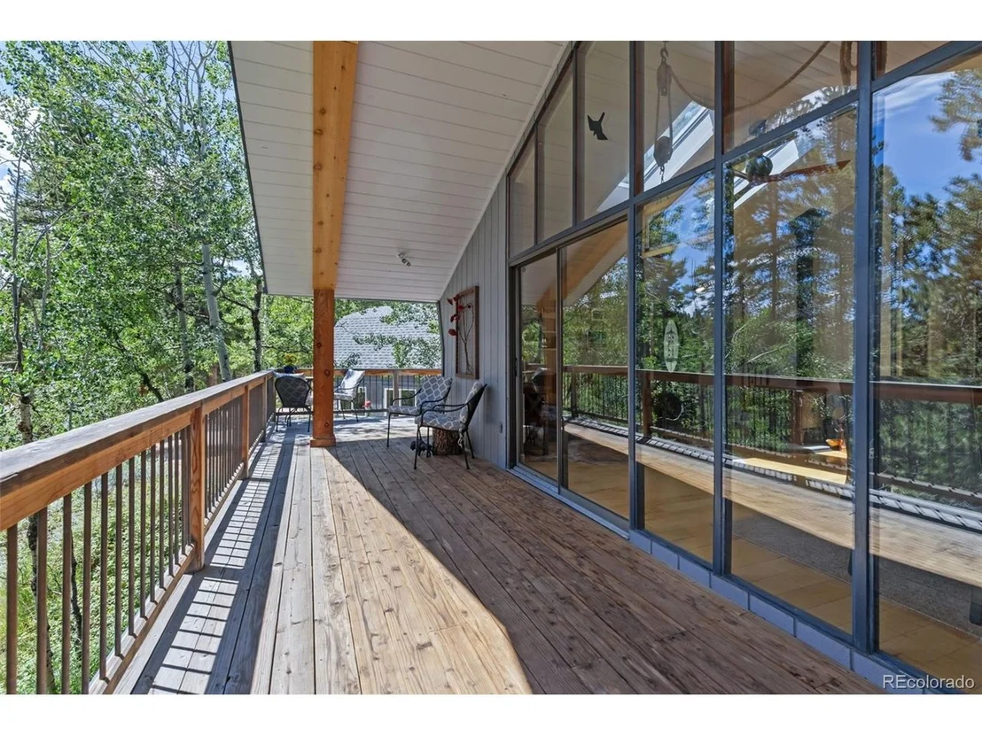 Photo of 415 Upper Travis Gulch Rd