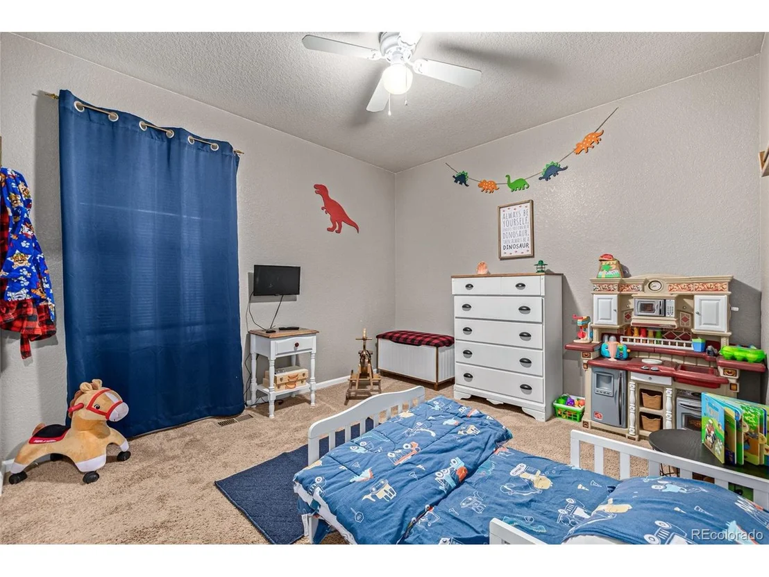 Photo of 47351 Iris Ave