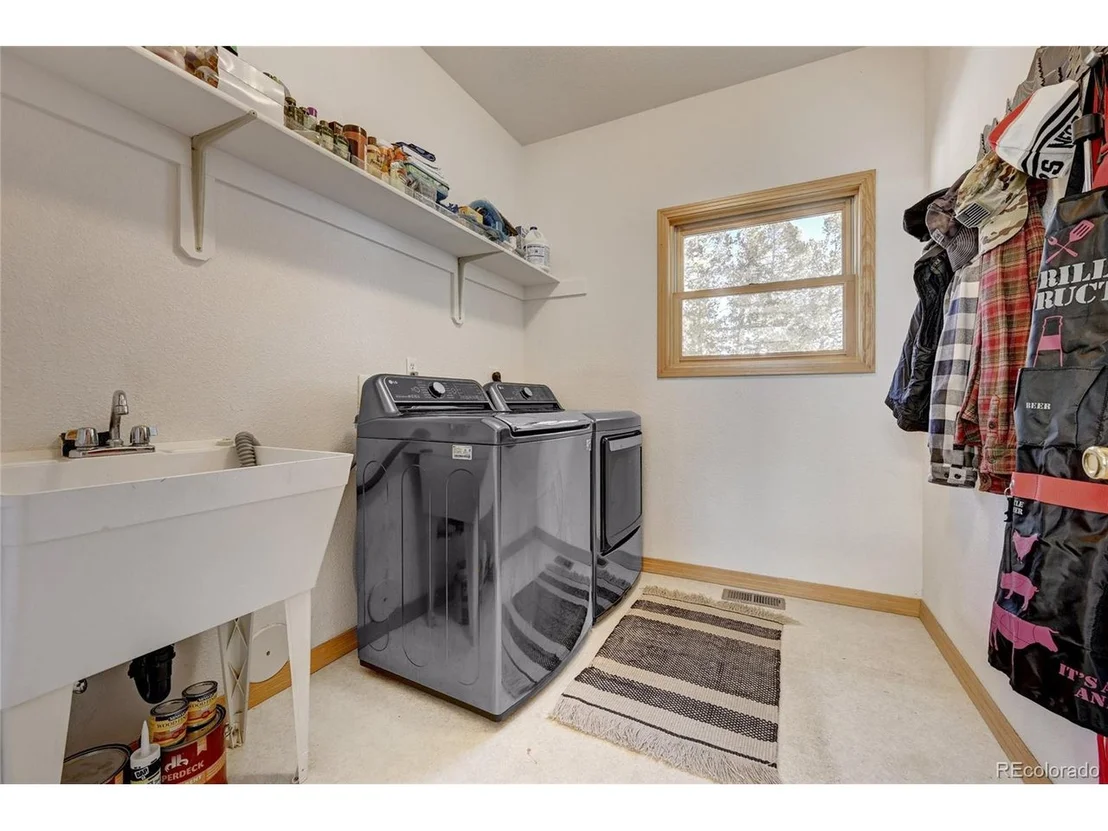 Photo of 326 Park Ave