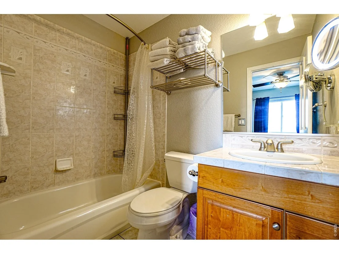 Photo of 3938 Vale View Ln