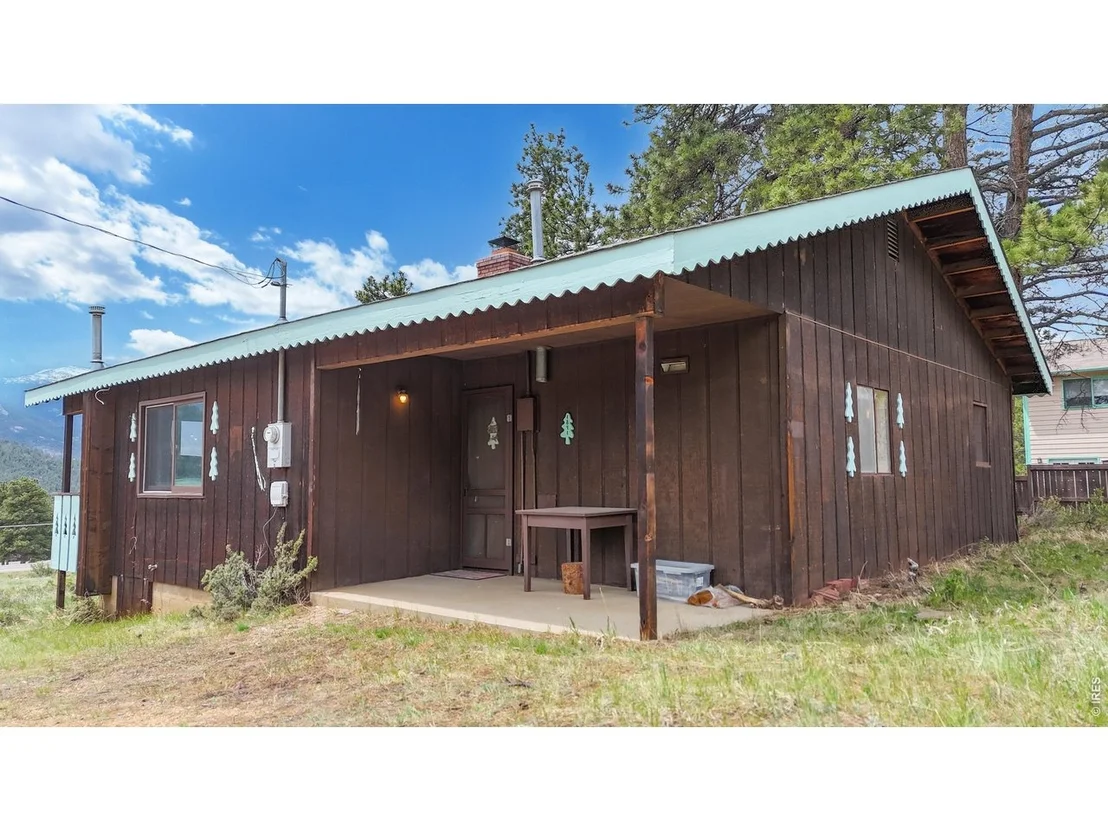 Photo of 1841 High Dr