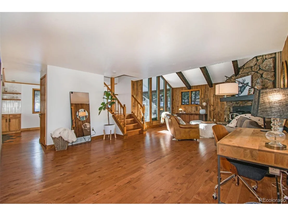 Photo of 5127 Knotty Pine Ln