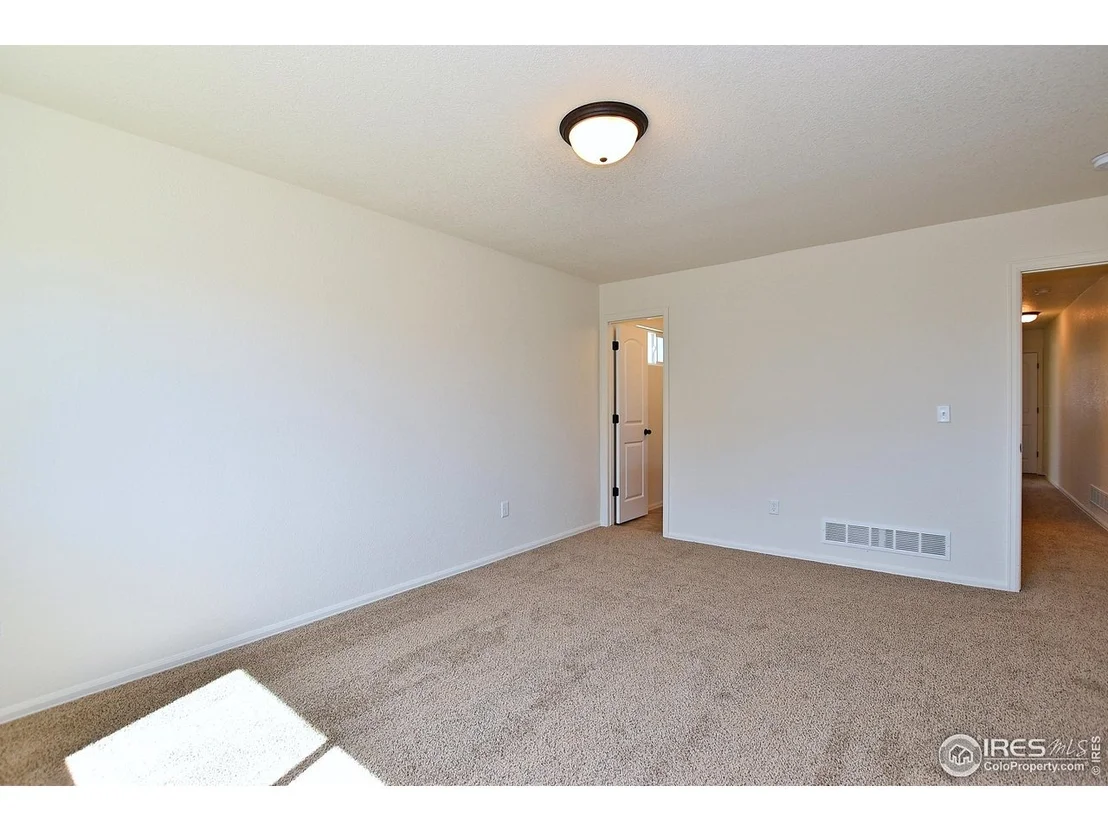 Photo of 4865 Grapevine Way
