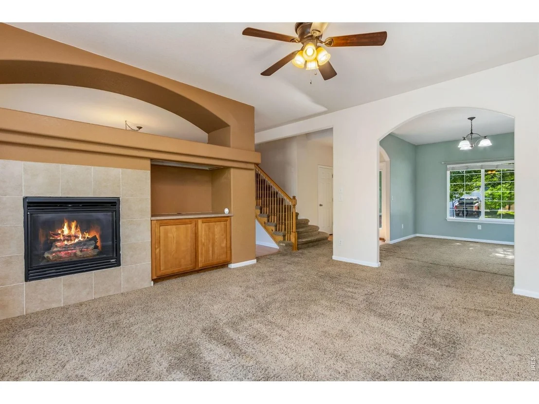 Photo of 471 Heritage Ln